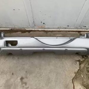 PÁRA-CHOQUE TRASEIRO E SUPORTE TR4