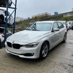 PÁRA-CHOQUE GRADE FAROL